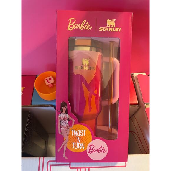 NEW IN BOX Barbie x Stanley Twist n Turn 40 oz Quencher Tumbler plus BONUS - Picture 1 of 4